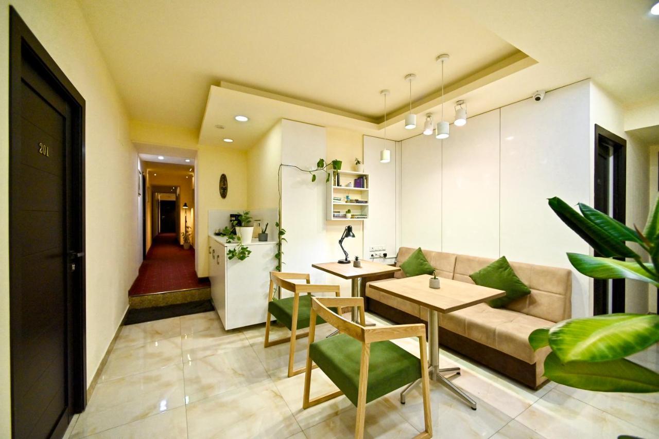 Skyline Hotel Ереван Екстериор снимка